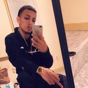 Meet your Posher, Casey